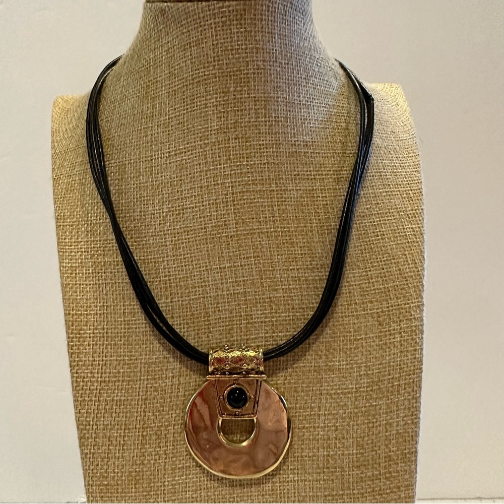 Chico’s Necklace black leather chain w/ round gold pendant w/ black bead center - Picture 4 of 11